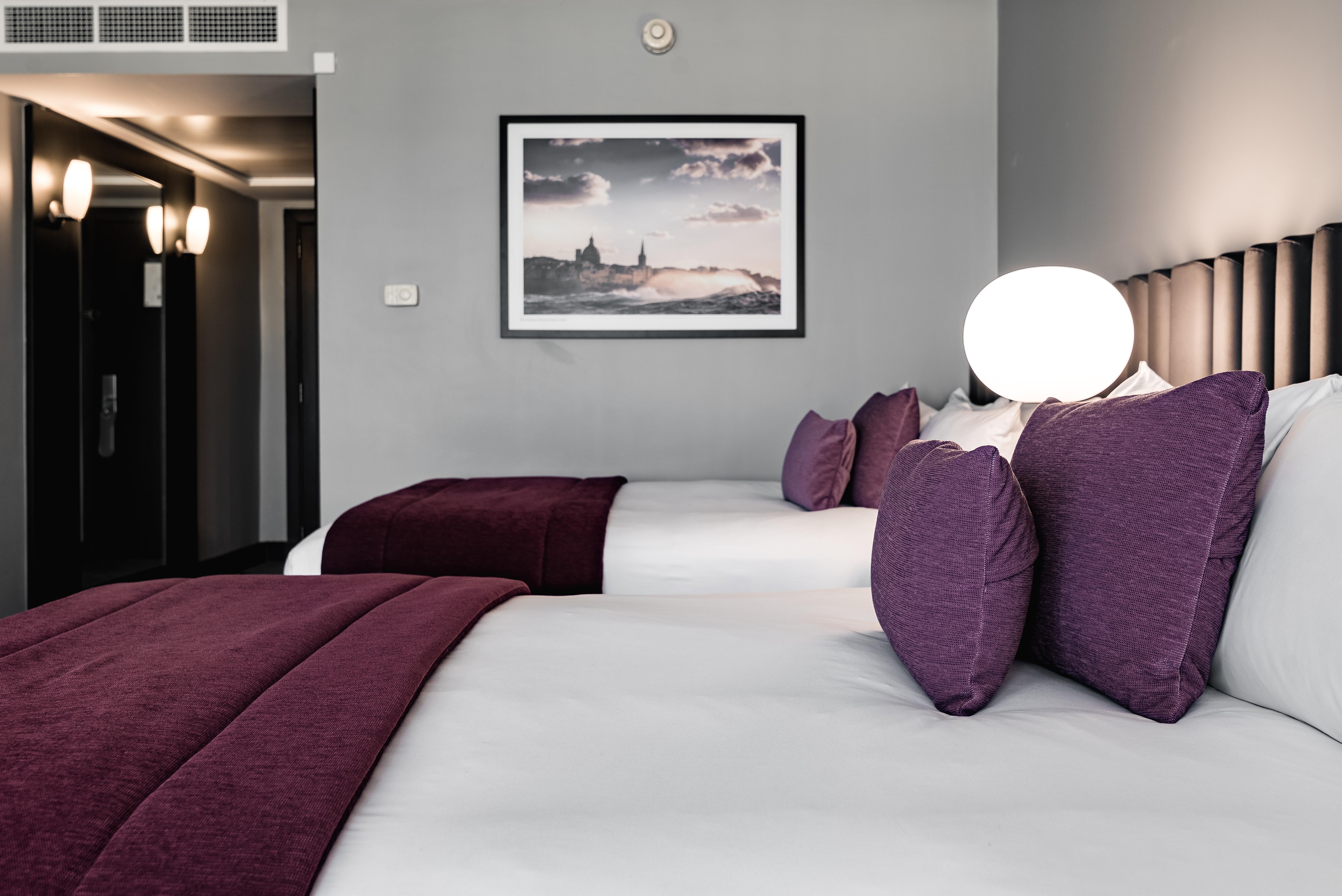 Intercontinental Malta By Ihg Hotel St. Julian's Exterior foto A bedroom at the hotel