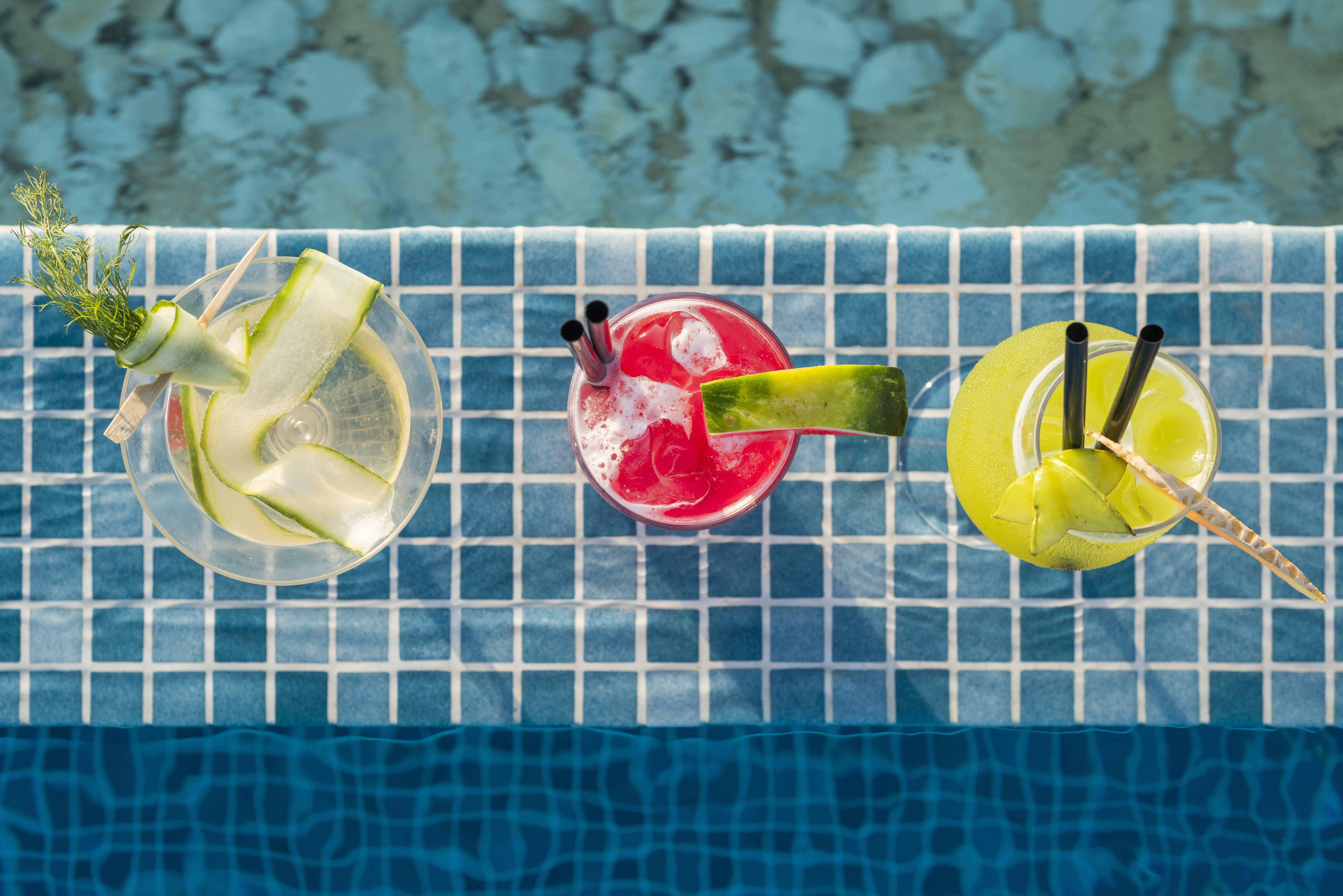 Intercontinental Malta By Ihg Hotel St. Julian's Exterior foto A selection of non-alcoholic drinks